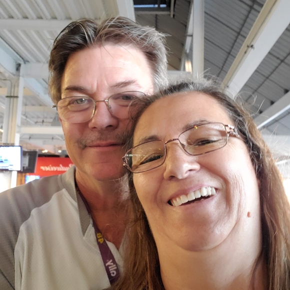 Meet your Posher, Darlene - Picture 1 of 1